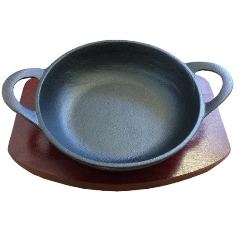 13cm Cast Iron Round Dish With Wood Base (7617)